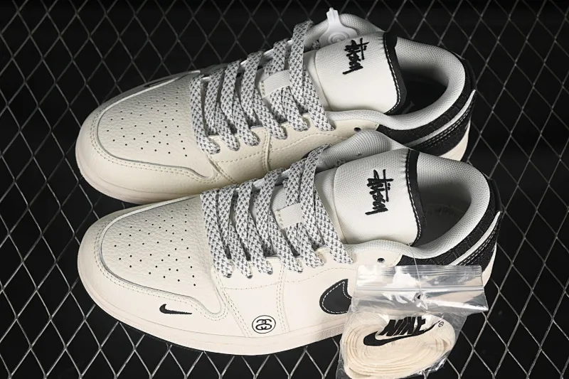 All categories Air Jordan Jordan series basketball shoes Air Jordan 1 Low High-end customized low-top sneakers Air Jordan 1 Low AJ1 Joe 1 Stussi Beige canvas High-end customized low-top retro basketball shoes XS6086-561